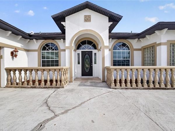 8044 San Carlos BLVD , FORT MYERS, FL 33967
