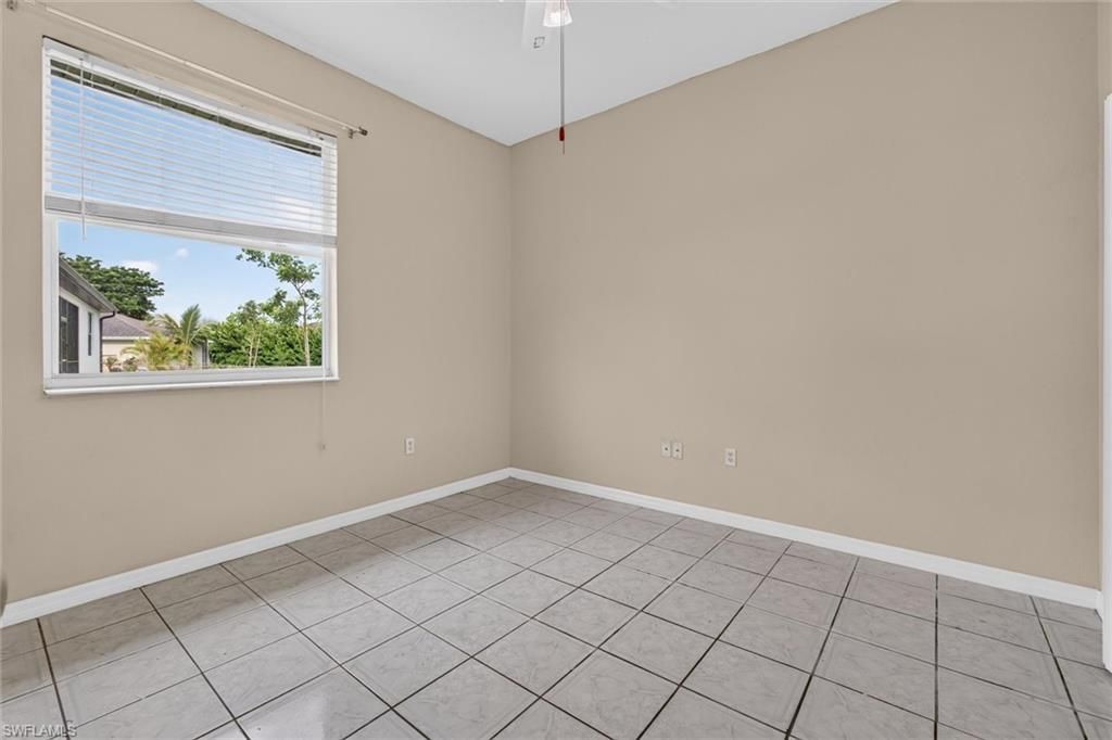 8044 San Carlos Blvd, Fort Myers, FL 33967 Photo