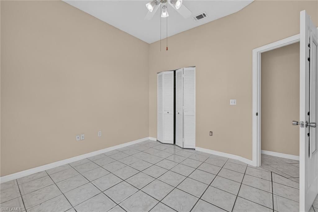 8044 San Carlos Blvd, Fort Myers, FL 33967 Photo