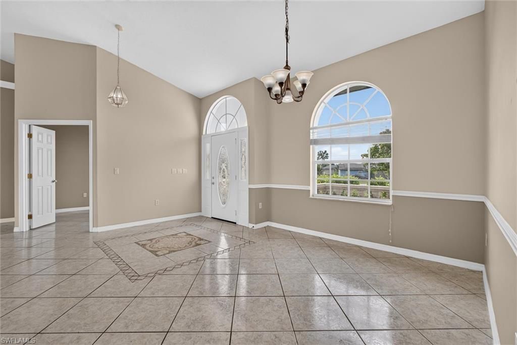 8044 San Carlos Blvd, Fort Myers, FL 33967 Photo