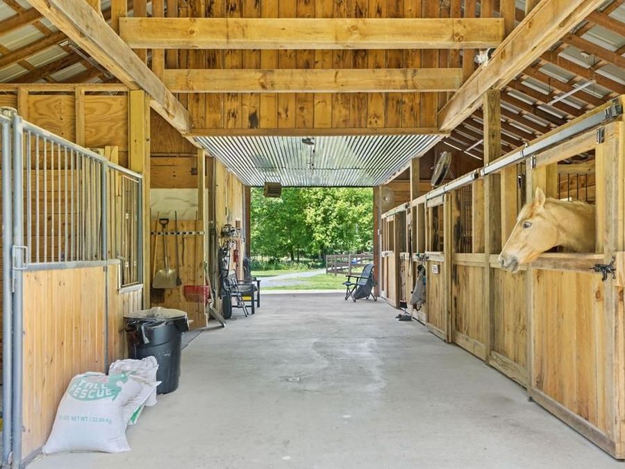 Property Image 118