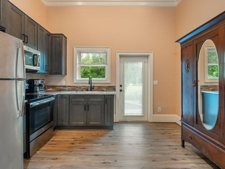 Property Image 85