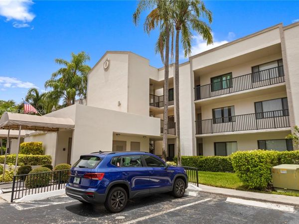 10830 W Clairmont Cir , Unit 206, Tamarac, FL 33321