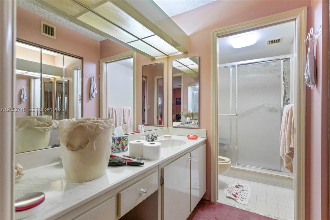 10830 W Clairmont Cir , Unit 206, Tamarac, FL 33321 Photo