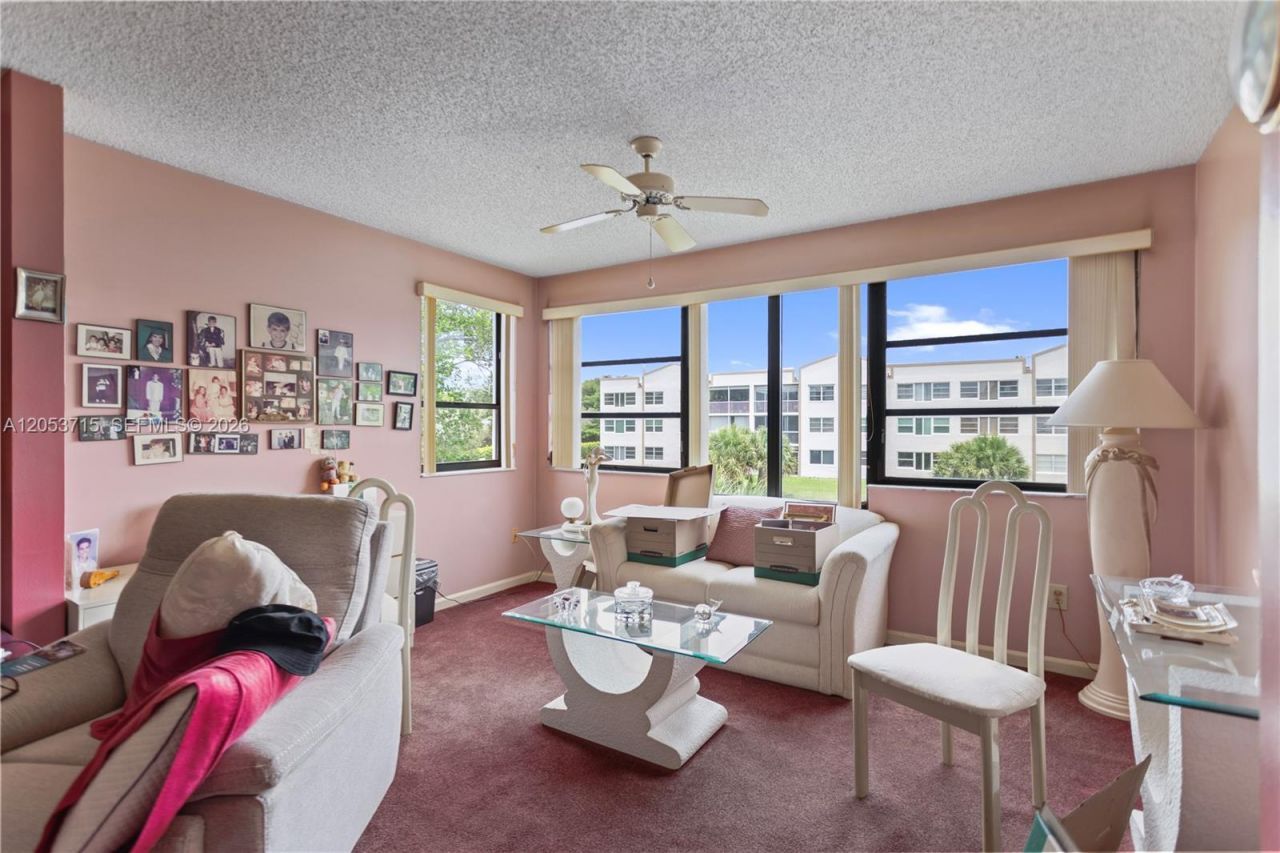 10830 W Clairmont Cir , Unit 206, Tamarac, FL 33321 Photo