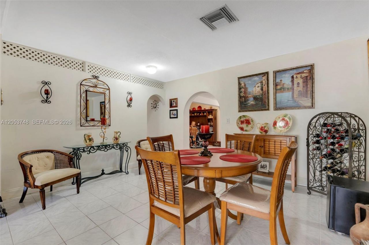 35 Oviedo Ave , Coral Gables, FL 33134 Photo