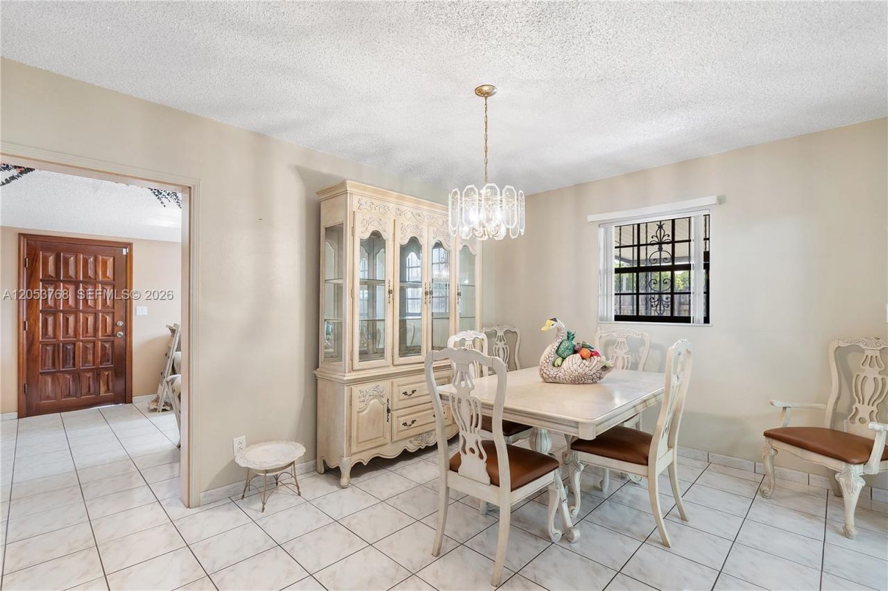601 E 22nd St, Unit 601, Hialeah, FL 33013 Photo