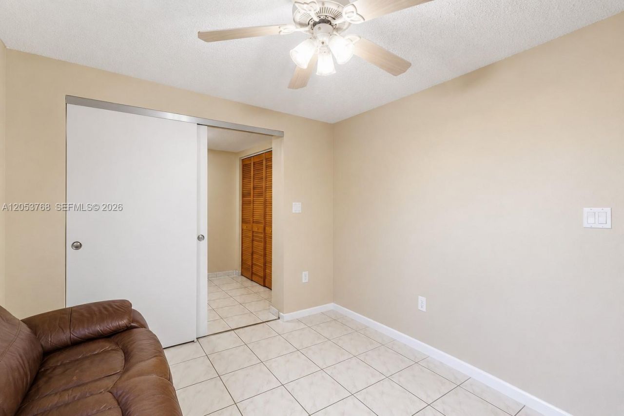 601 E 22nd St, Unit 601, Hialeah, FL 33013 Photo