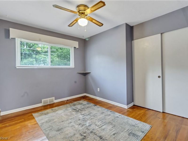 18002 Merece Drive, Brook Park, OH 44142 Photo 10