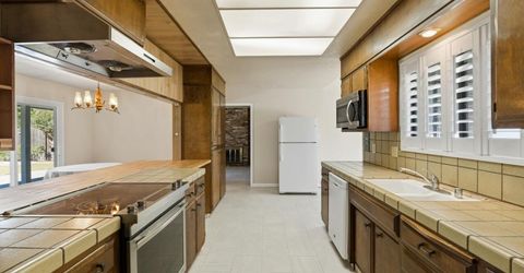 3520 Appleton Way, Stockton, CA 95219 Photo
