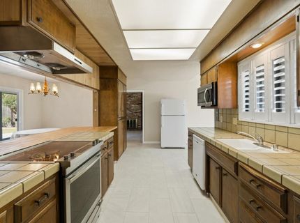 3520 Appleton Way, Stockton, CA 95219 Photo