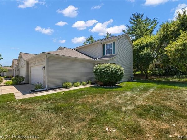 3149 Megan Drive , Waterford Twp, MI 48328
