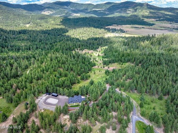 14815 S Starr Rd , Rockford, WA 99030