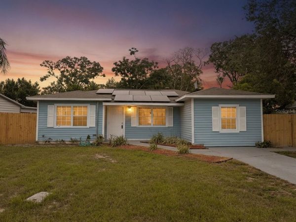 111 W GRAPEFRUIT CIRCLE , CLEARWATER, FL 33759