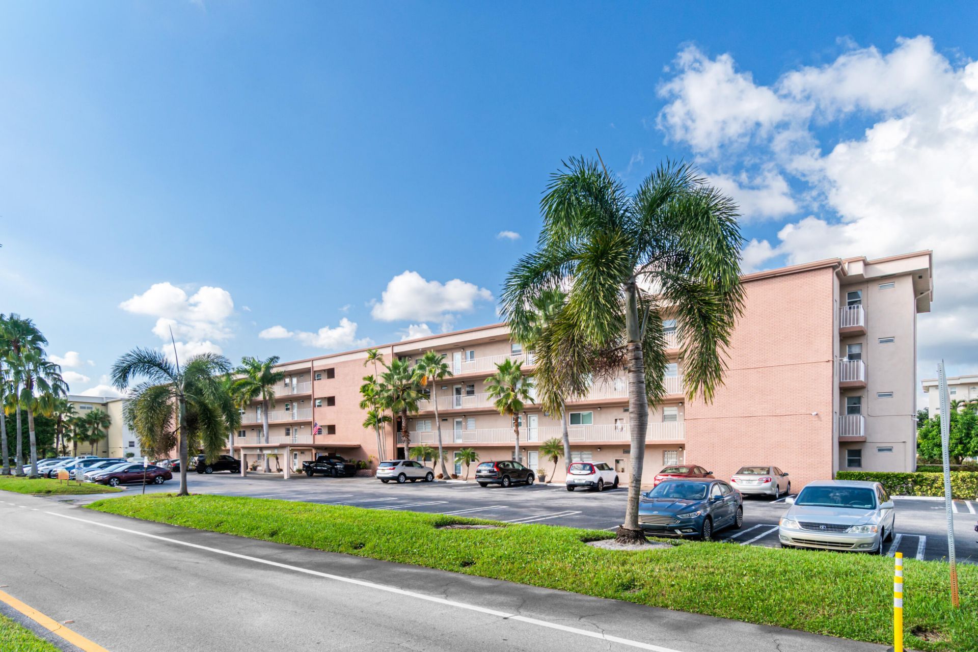 2615 NE 1st Court, Unit 406, Boynton Beach, FL 33435 Photo