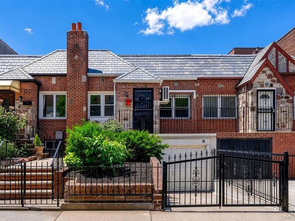 3114 48th Street , Astoria, NY 11103