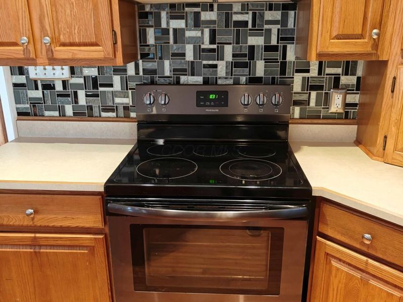 103 W Sandusky Street, Jenera, OH 45841 Photo 6