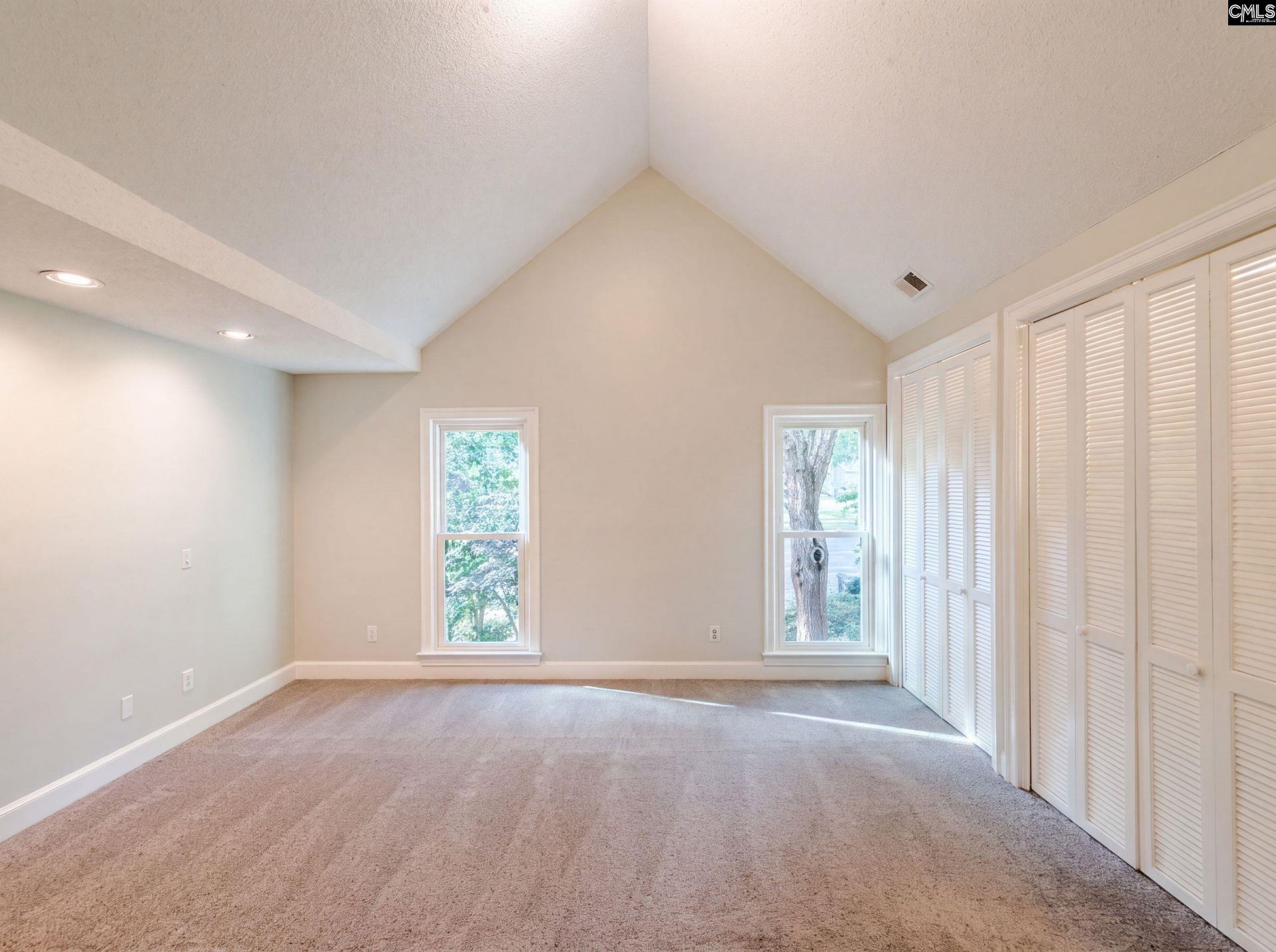 212 Conrad Circle  Photo 4