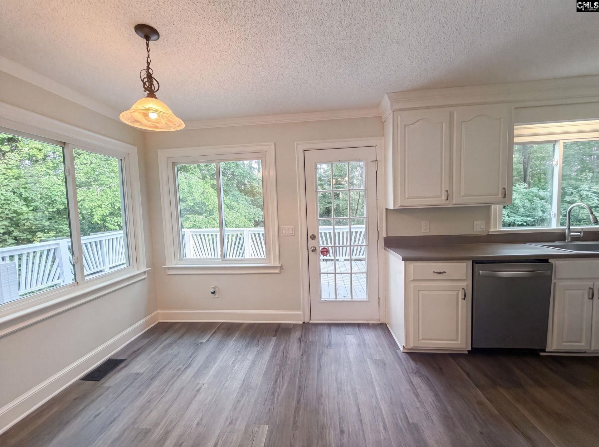 212 Conrad Circle  Photo 8