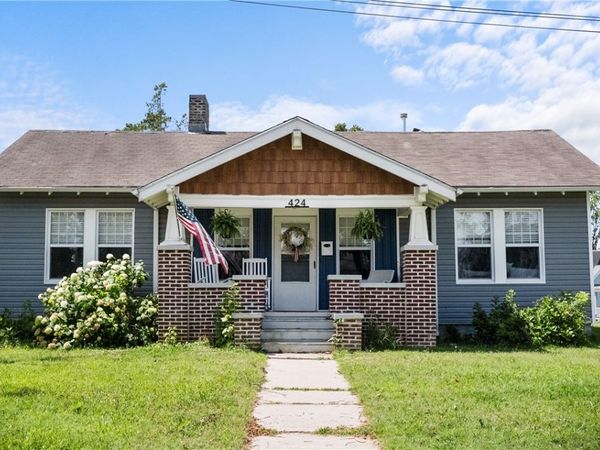 424 W Cedar Street , Rogers, AR 72756