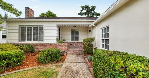 5836 Raymond Way, Sacramento, CA 95820 Photo