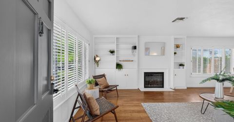 5836 Raymond Way, Sacramento, CA 95820 Photo