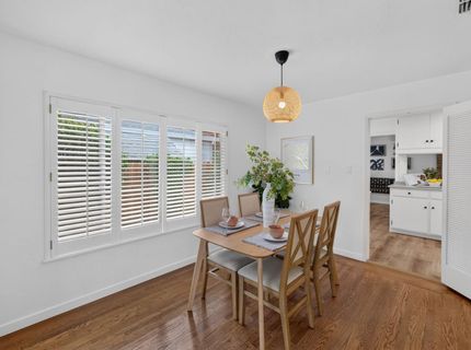 5836 Raymond Way, Sacramento, CA 95820 Photo