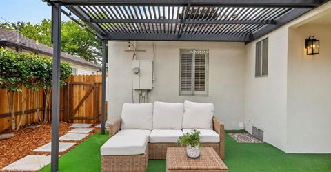 5836 Raymond Way, Sacramento, CA 95820 Photo