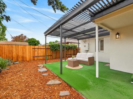 5836 Raymond Way, Sacramento, CA 95820 Photo