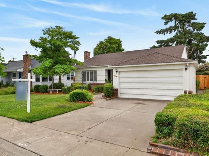 5836 Raymond Way, Sacramento, CA 95820 Photo