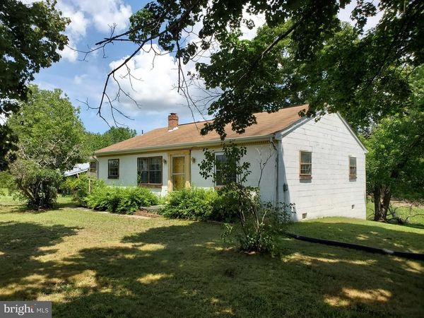 24323 BAGBY ROAD , BOWLING GREEN, VA 22427