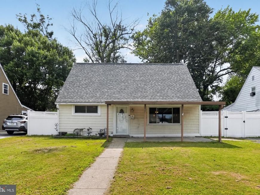 809 Quince Lane, Secane, PA 19018 Main Photo
