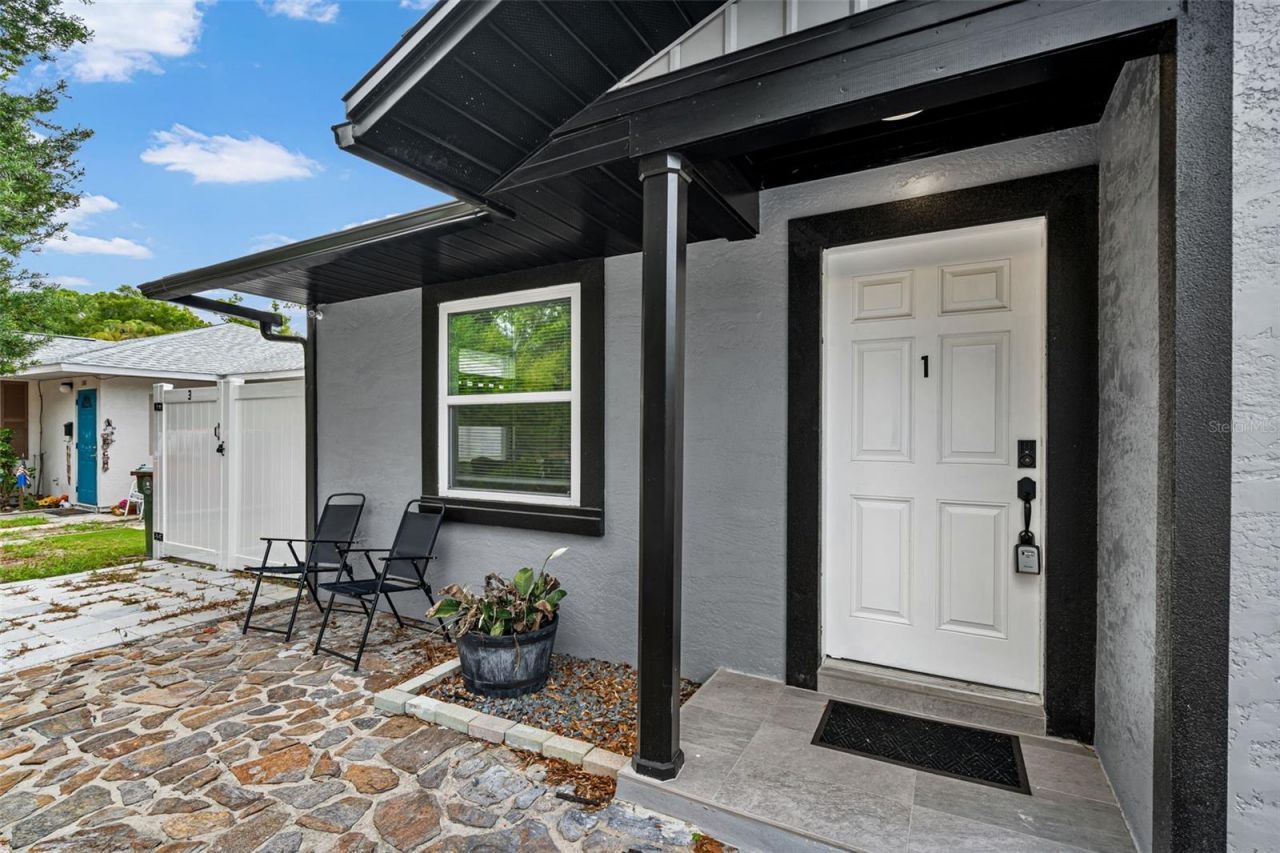 1305 29th Street W, Bradenton, FL 34205 Photo