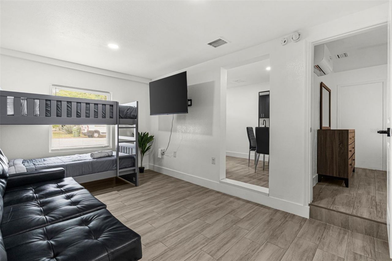 1305 29th Street W, Bradenton, FL 34205 Photo
