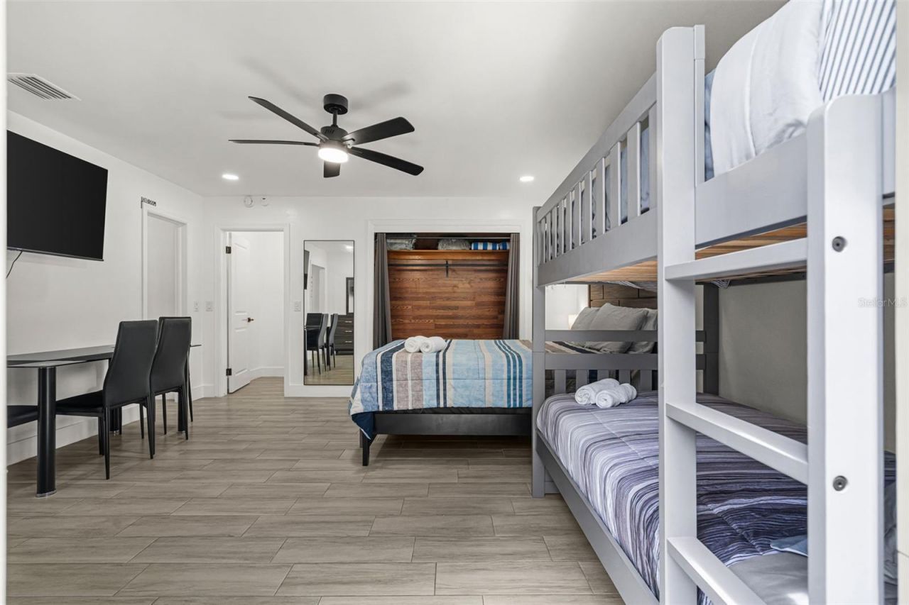 1305 29th Street W, Bradenton, FL 34205 Photo