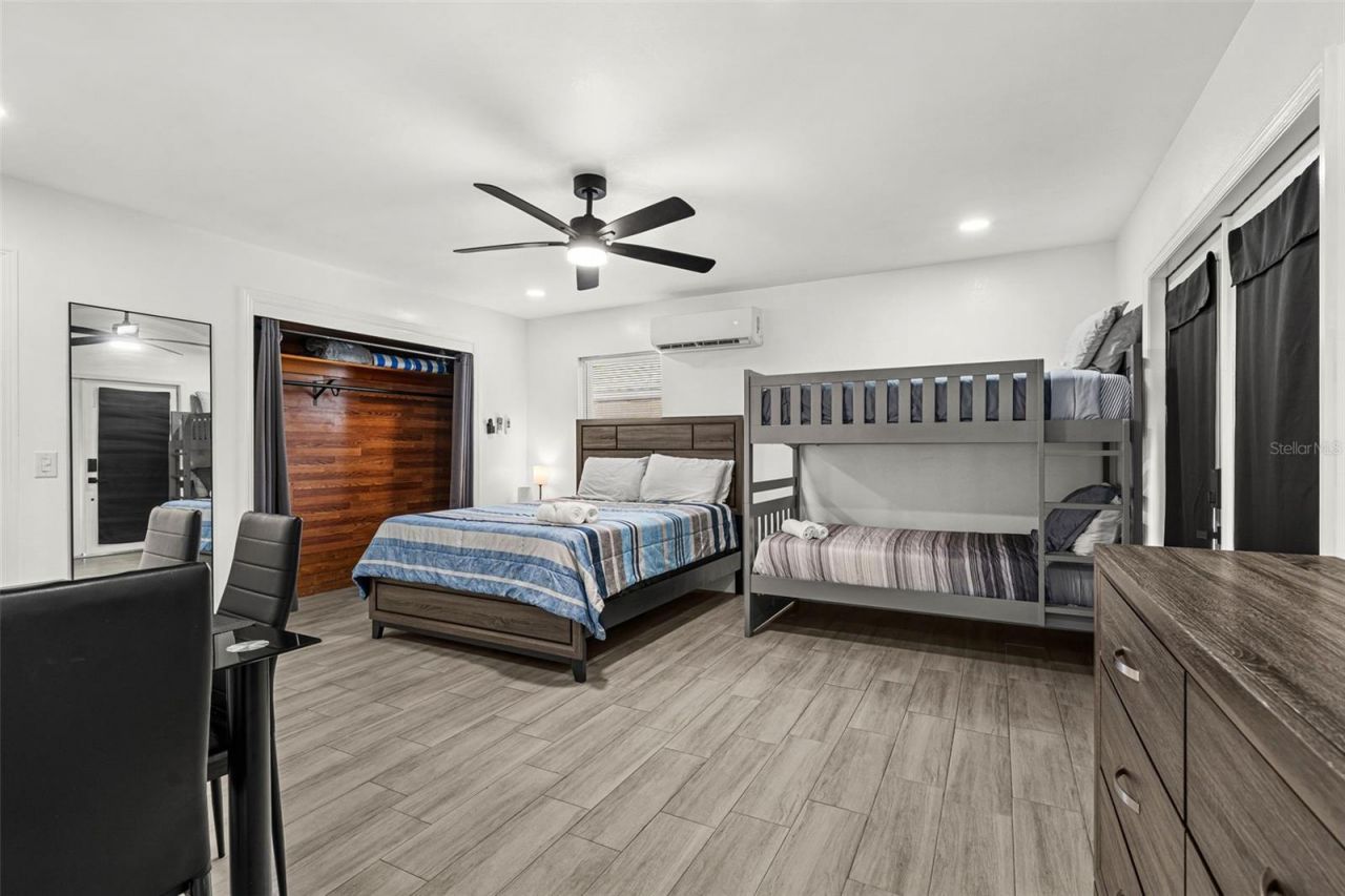1305 29th Street W, Bradenton, FL 34205 Photo