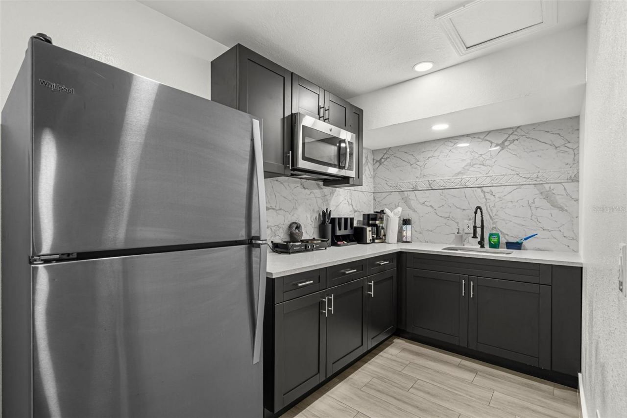 1305 29th Street W, Bradenton, FL 34205 Photo