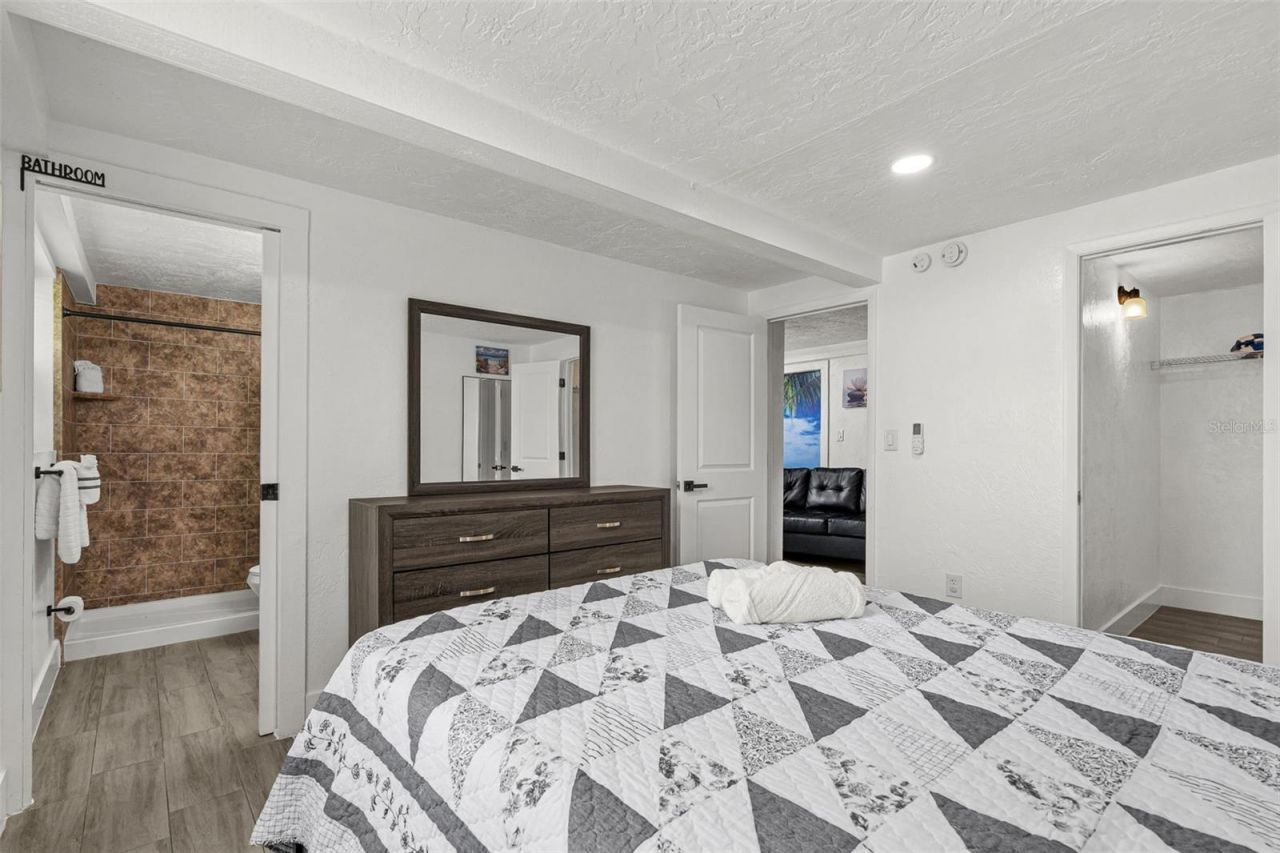 1305 29th Street W, Bradenton, FL 34205 Photo