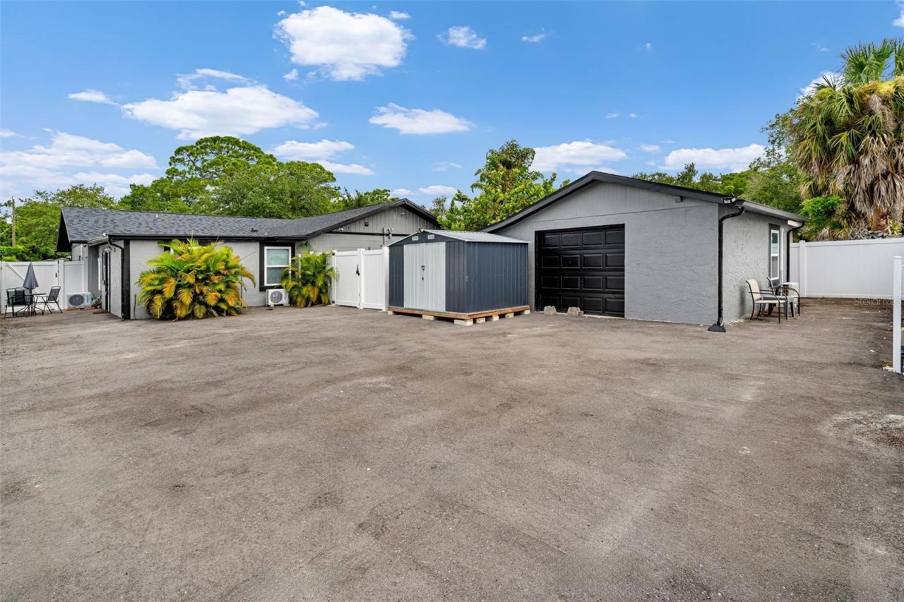 1305 29th Street W, Bradenton, FL 34205 Photo