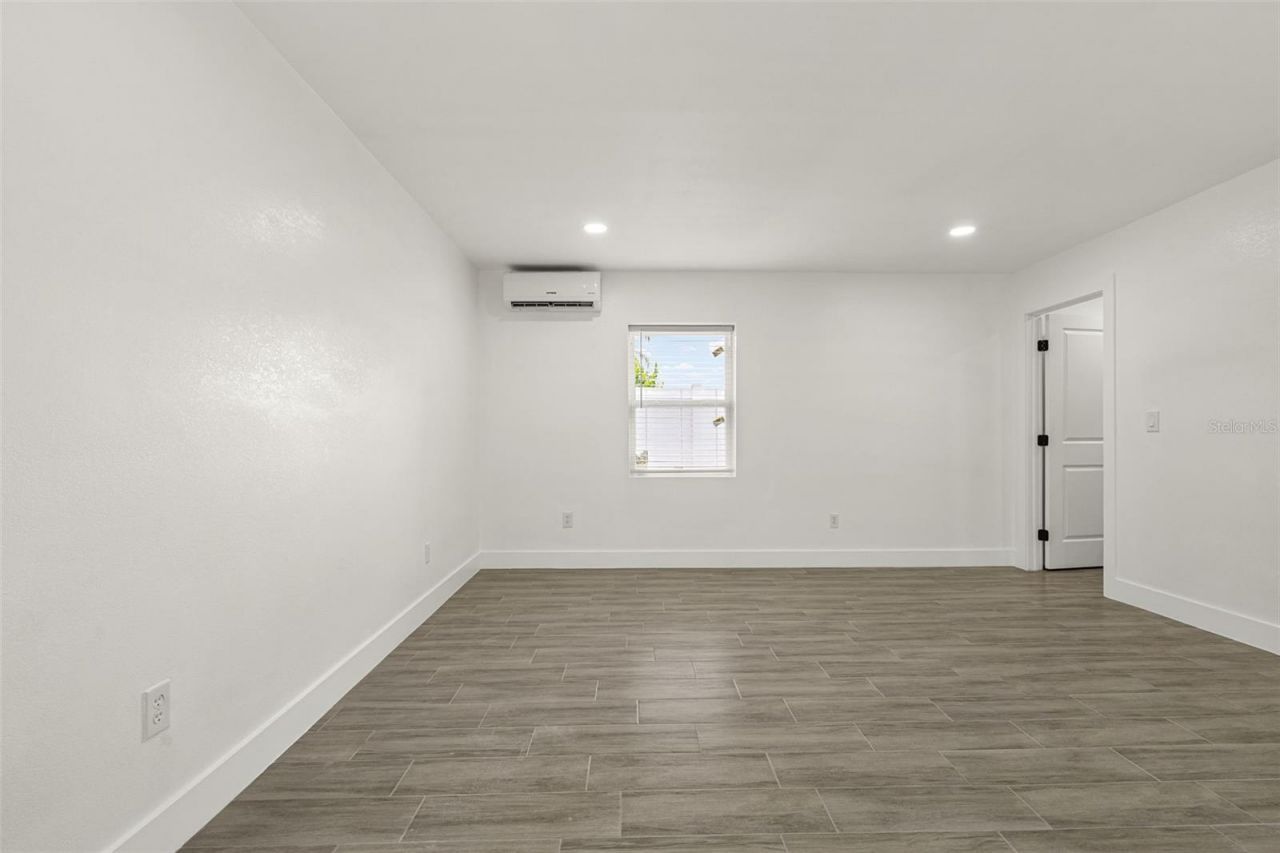 1305 29th Street W, Bradenton, FL 34205 Photo