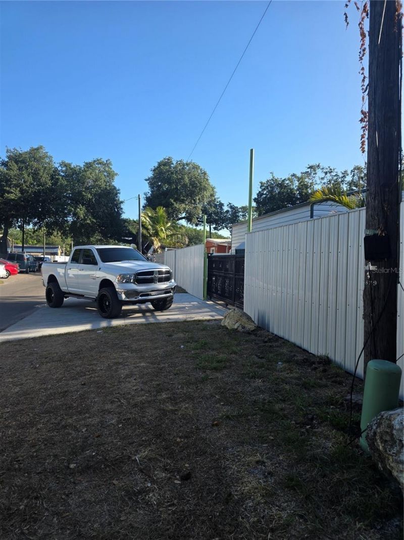 5823 Barry Lane, Tampa, FL 33634 Photo