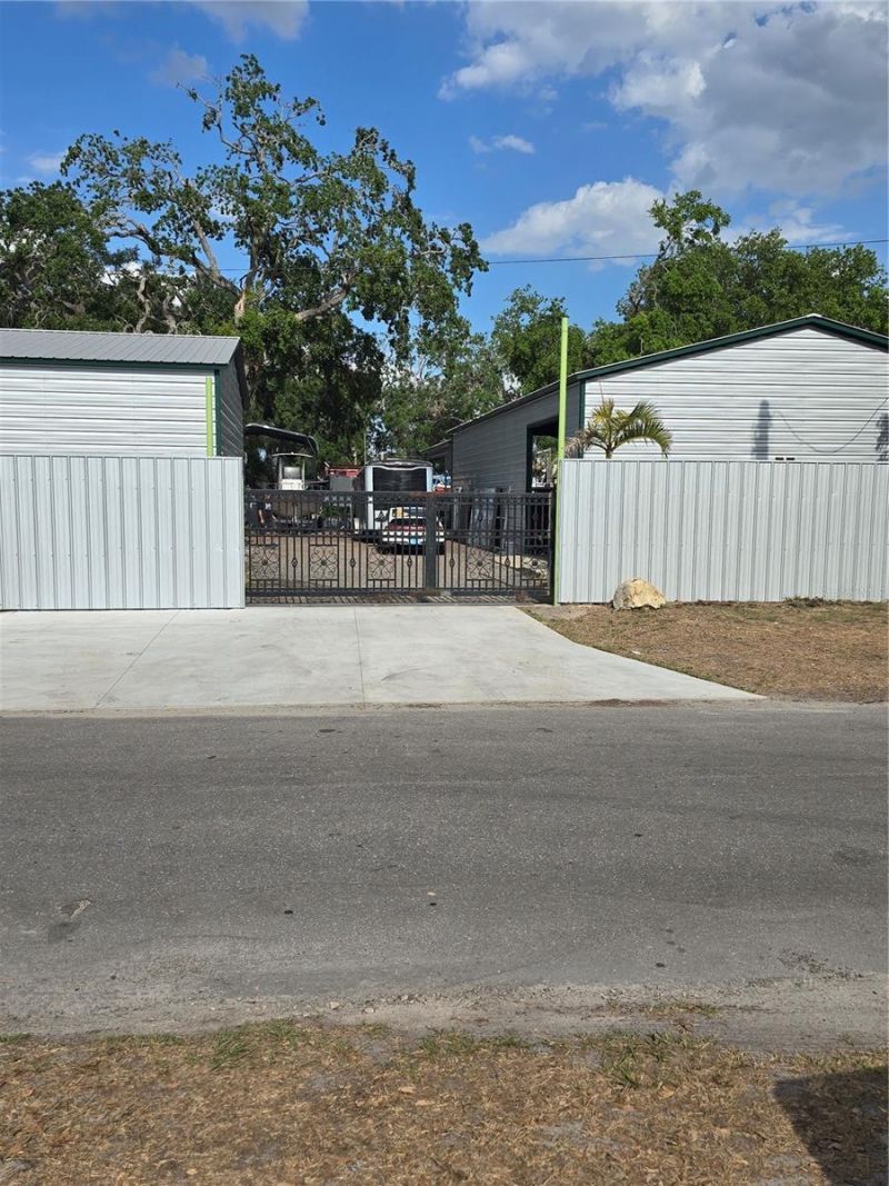 5823 Barry Lane, Tampa, FL 33634 Photo