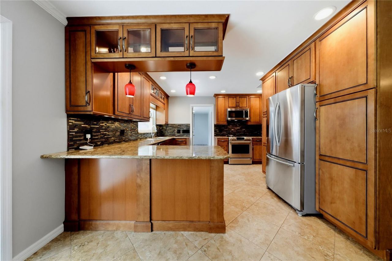 2103 Ramblewood Lane , Brandon, FL 33510 Photo