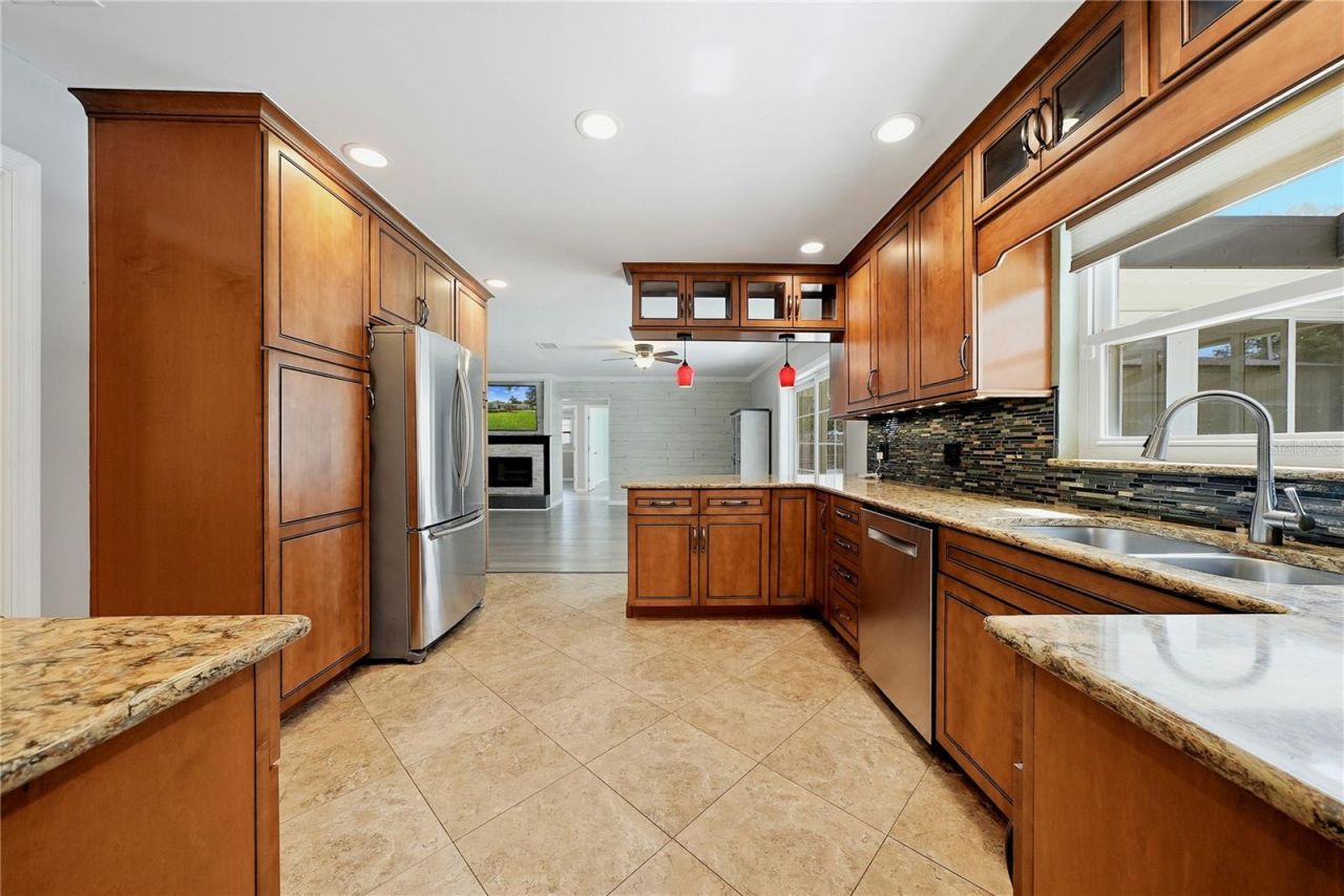 2103 Ramblewood Lane , Brandon, FL 33510 Photo