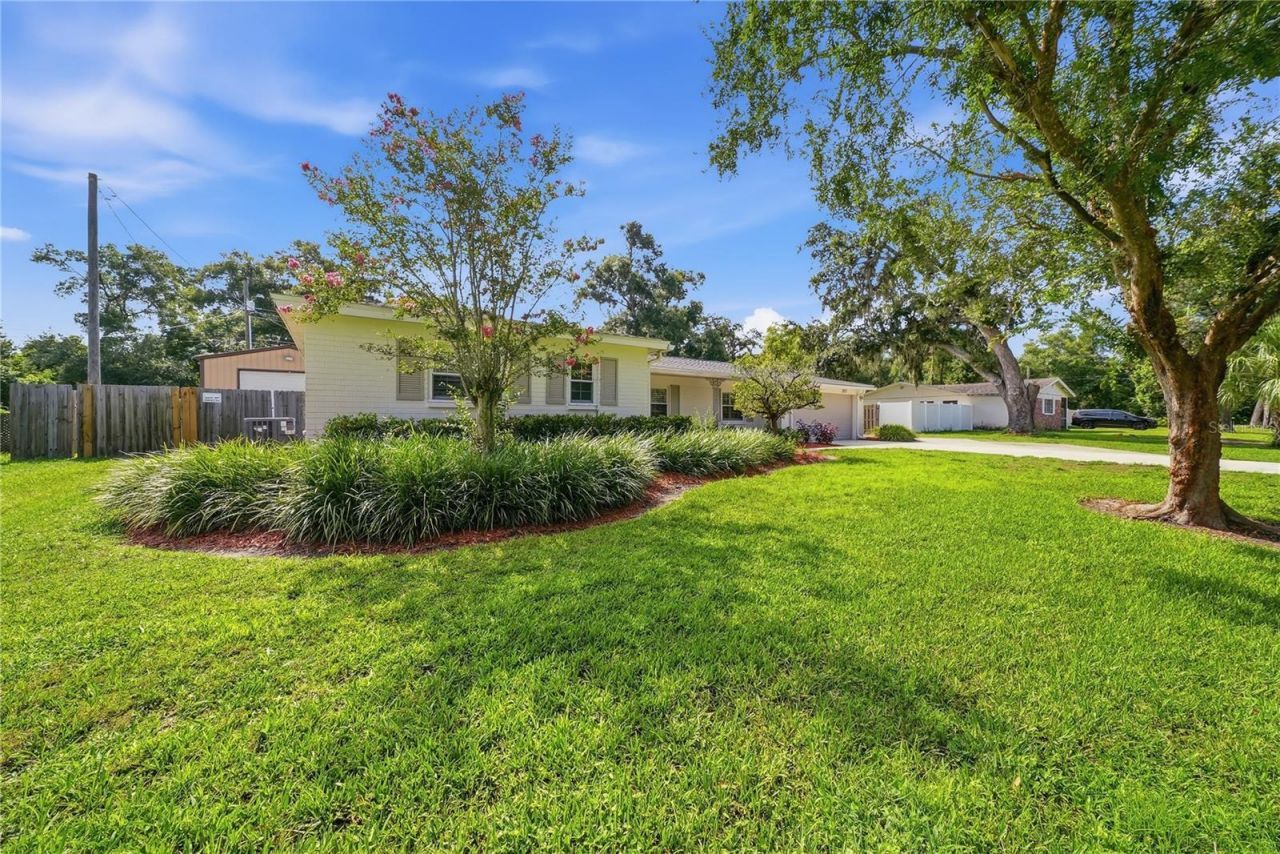 2103 Ramblewood Lane , Brandon, FL 33510 Photo