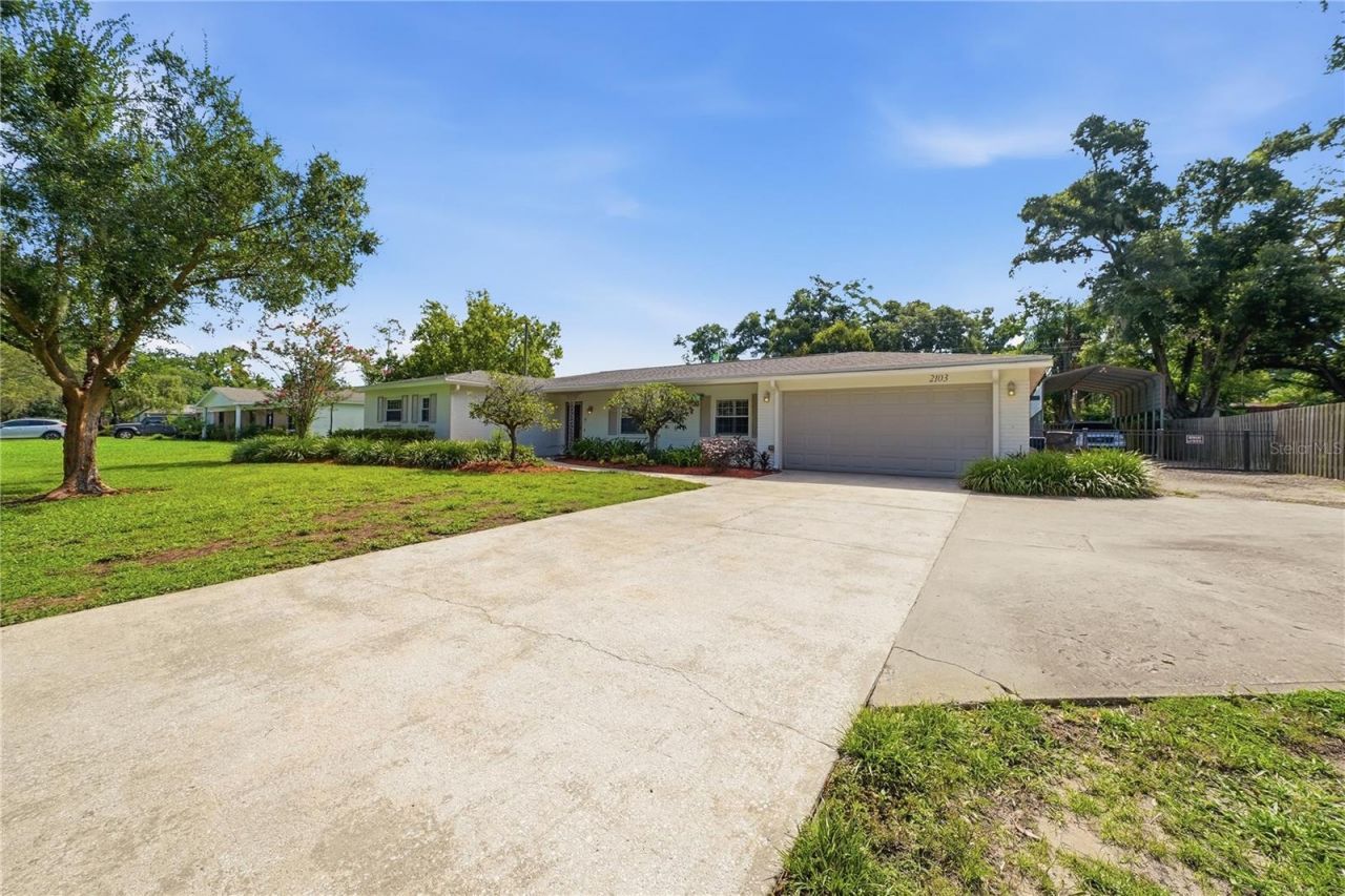 2103 Ramblewood Lane , Brandon, FL 33510 Photo