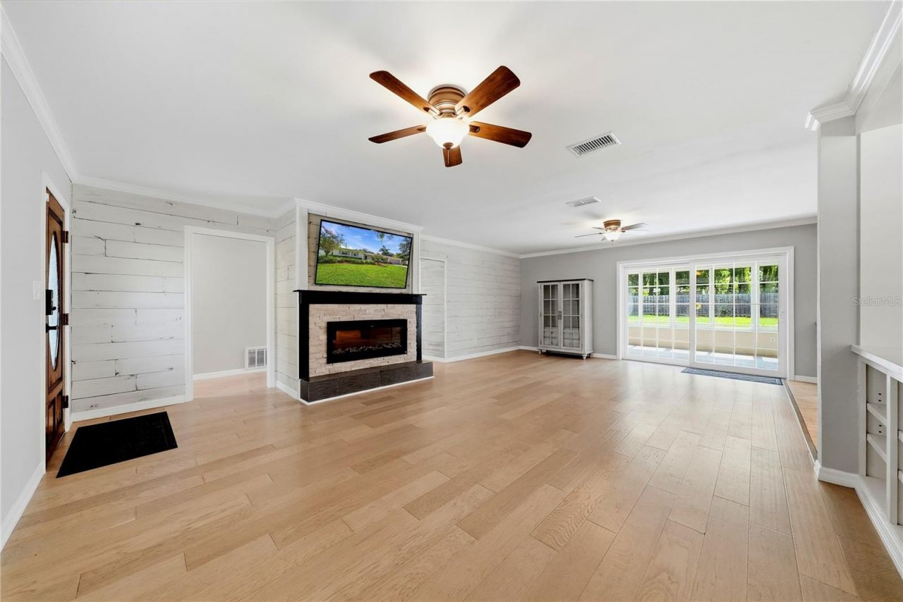 2103 Ramblewood Lane , Brandon, FL 33510 Photo