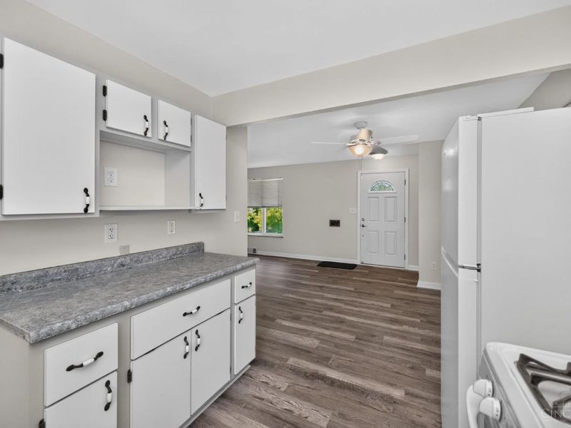 518 Rentz Place, Delhi Twp, OH 45238 Photo 8