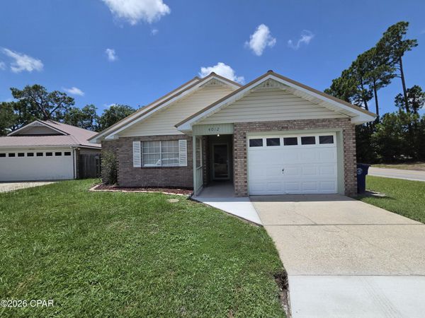4012 Woodridge Road , Panama City, FL 32405