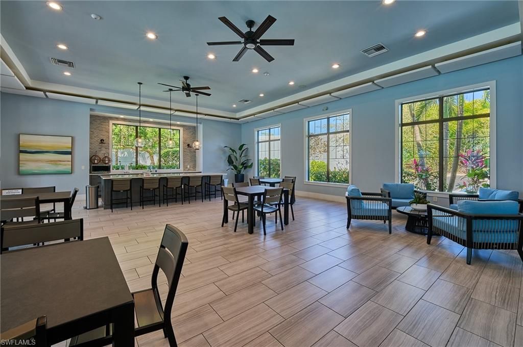 2626 Seychelles Cir, Unit 1404, Naples, FL 34112 Photo